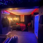 Sweety's Eden Jacuzzi - Privé Sauna Cinéma Jardin - Terrasse Centre-ville