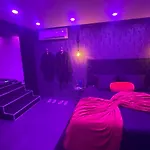 Sweety's Eden Jacuzzi - Privé Sauna Cinéma Jardin - Terrasse Centre-ville