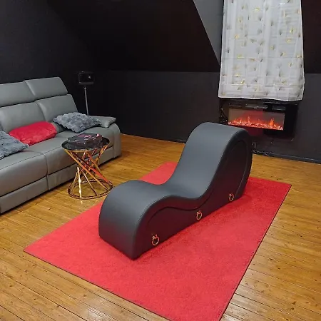 فيلة Sweety's Eden Jacuzzi - Jacuzzi Prive Sauna Cinema Jardin - Terrasse Centre-ville