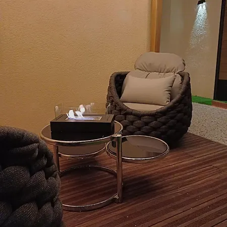 Villa Sweety's Eden Jacuzzi - Prive Sauna Cinema Jardin - Terrasse Centre-ville Le Mans