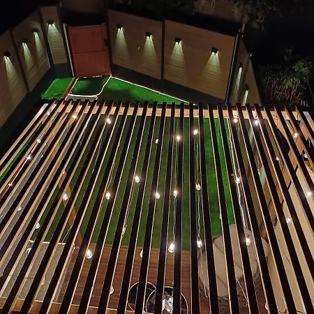 Sweety's Eden Jacuzzi - Privé Sauna Cinéma Jardin - Terrasse Centre-ville Le Mans