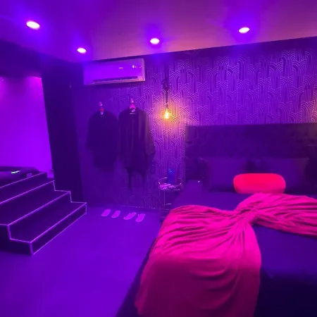 Sweety's Eden Jacuzzi - Prive Sauna Cinema Jardin - Terrasse Centre-ville