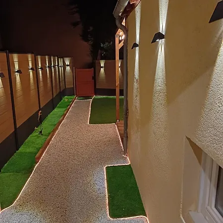 Villa Sweety's Eden Jacuzzi - Privé Sauna Cinéma Jardin - Terrasse Centre-ville