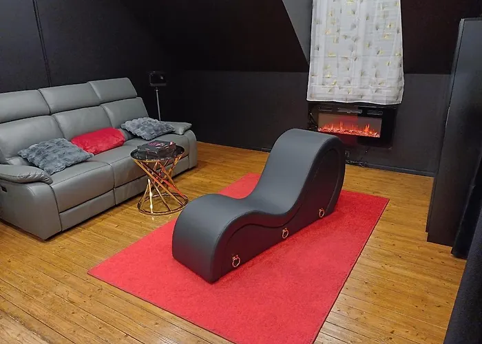 فيلة Sweety's Eden Jacuzzi - Jacuzzi Prive Sauna Cinema Jardin - Terrasse Centre-ville