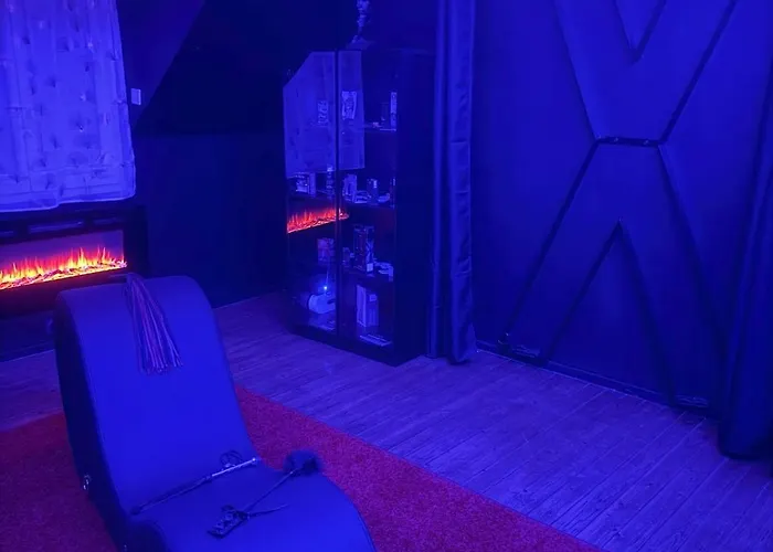 Sweety's Eden Jacuzzi - Jacuzzi Prive Sauna Cinema Jardin - Terrasse Centre-ville فيلة *