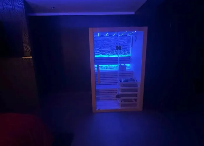 Sweety's Eden Jacuzzi - Jacuzzi Prive Sauna Cinema Jardin - Terrasse Centre-ville * Le Mans