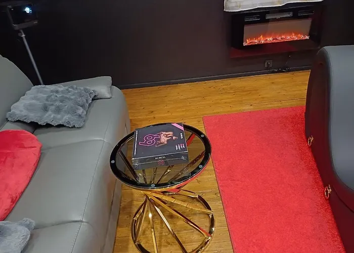 Sweety's Eden Jacuzzi - Jacuzzi Prive Sauna Cinema Jardin - Terrasse Centre-ville Le Mans